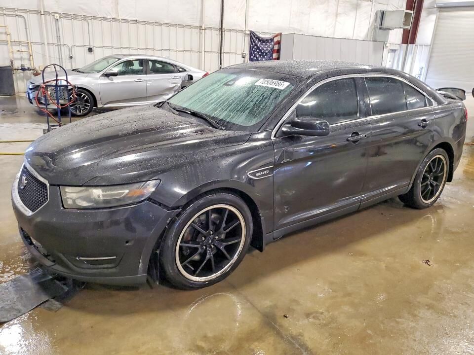 2013 FORD Taurus