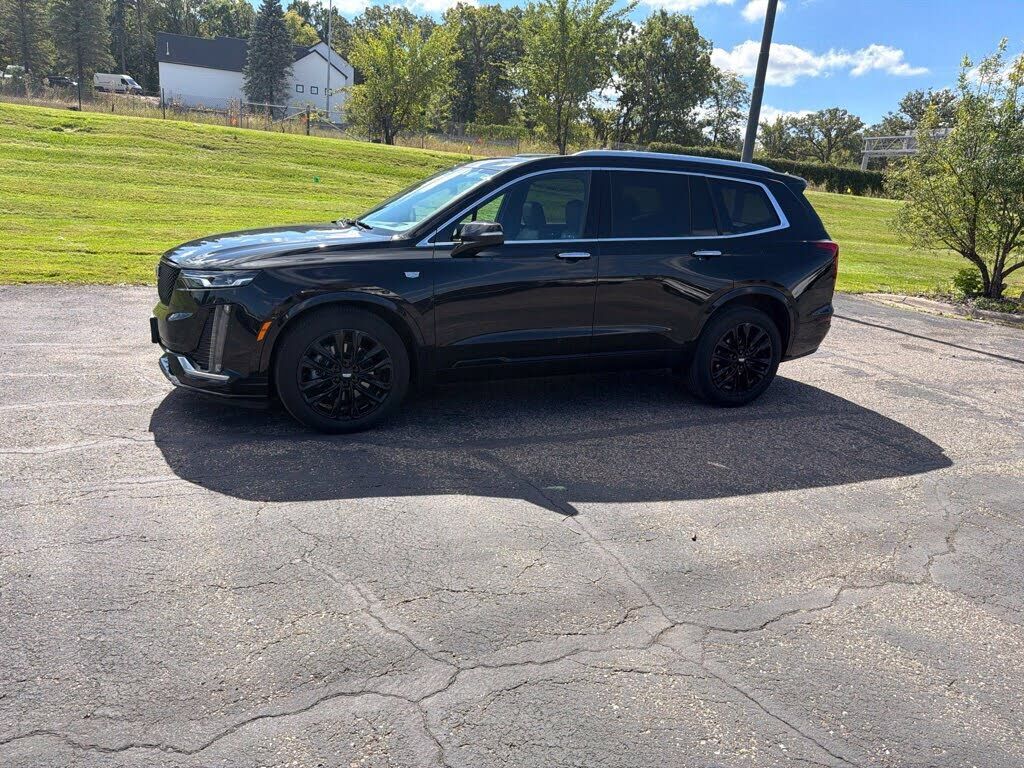2021 CADILLAC XT6