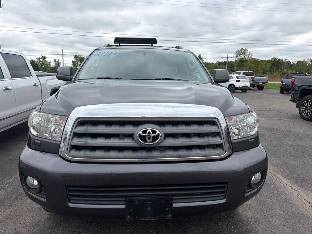 2014 TOYOTA Sequoia