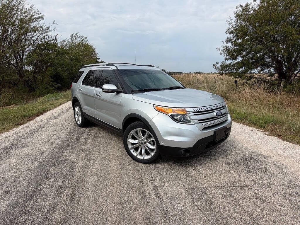2011 FORD Explorer