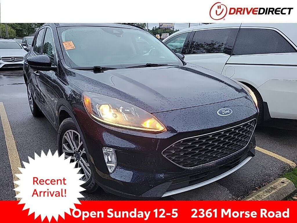 2021 FORD Escape