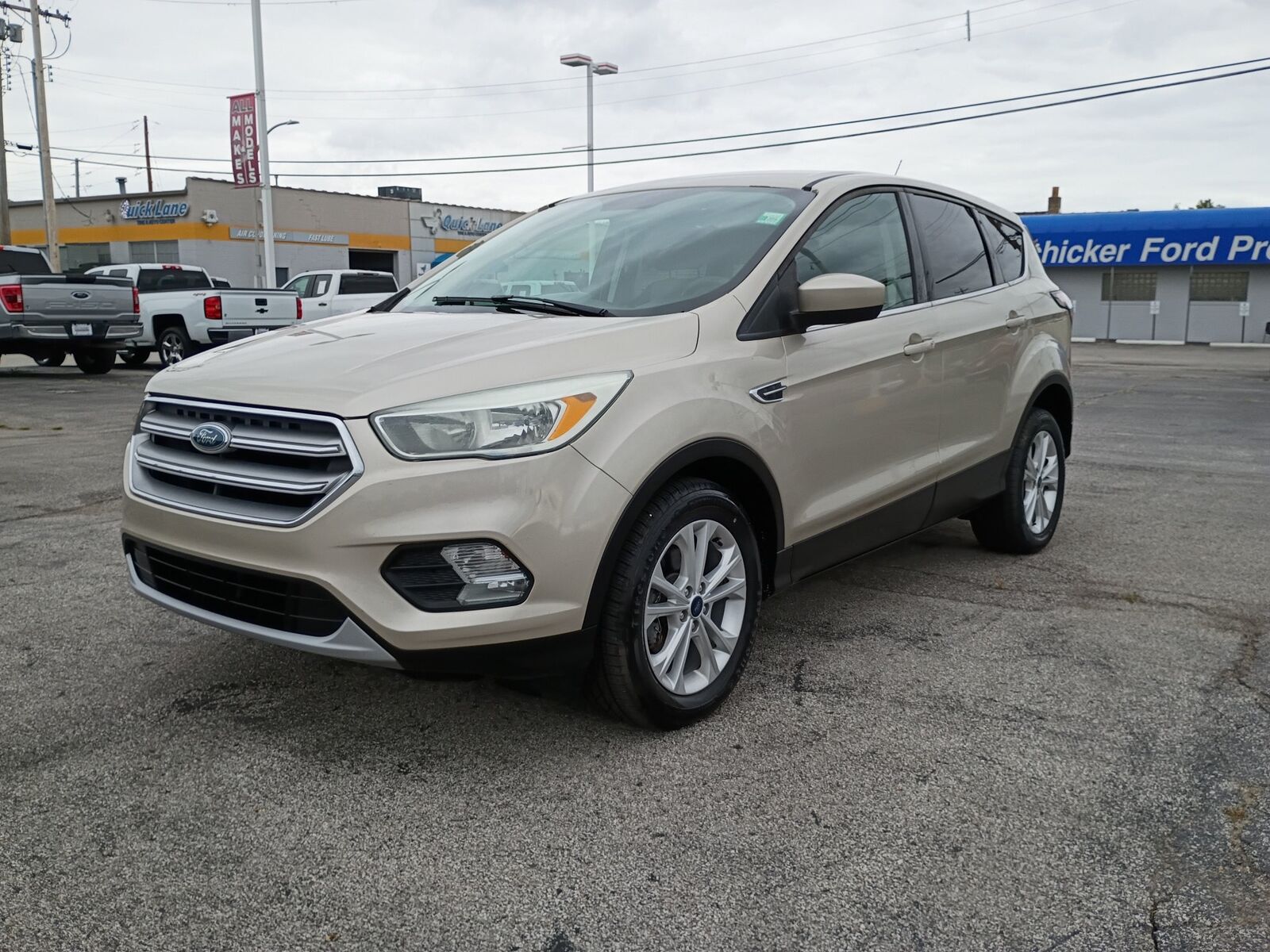 2017 FORD Escape