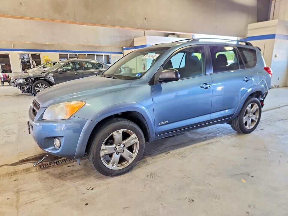 2011 TOYOTA RAV4