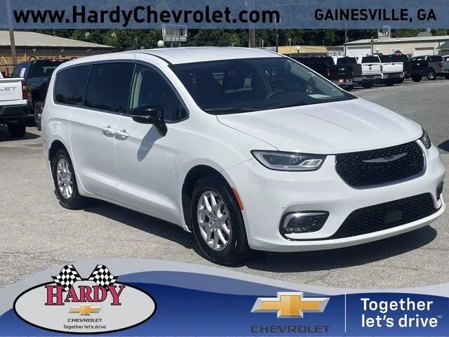 2024 CHRYSLER Pacifica