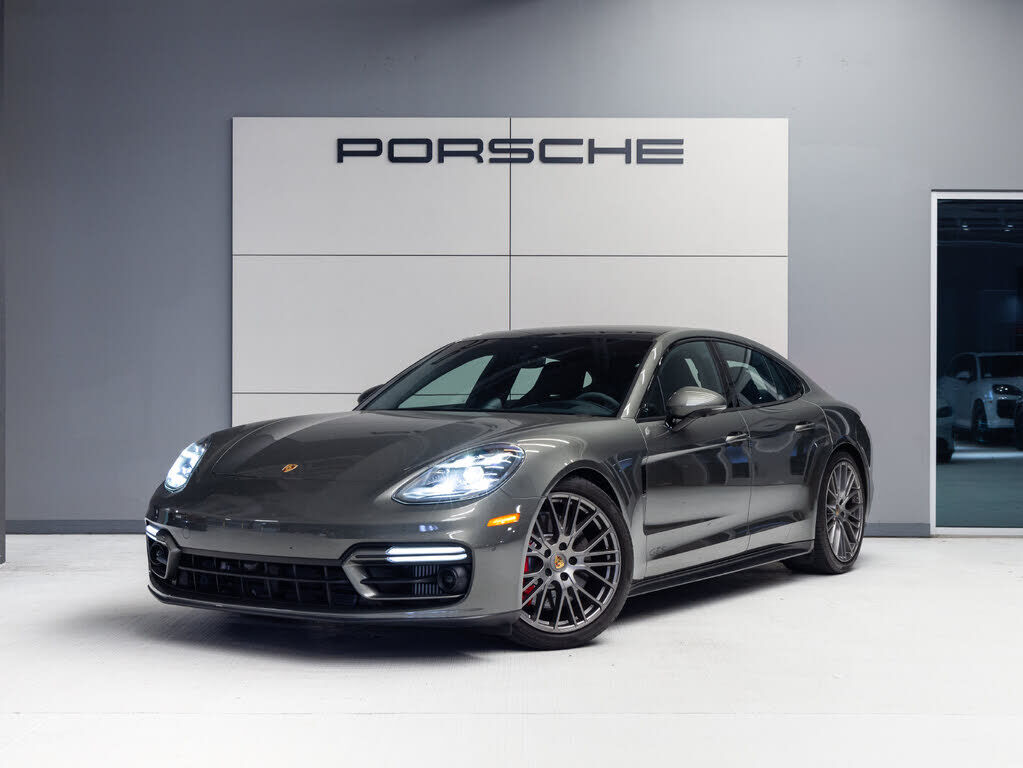 2023 PORSCHE Panamera