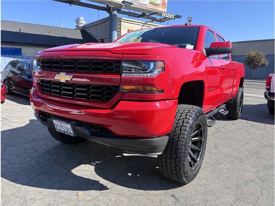 2018 CHEVROLET Silverado