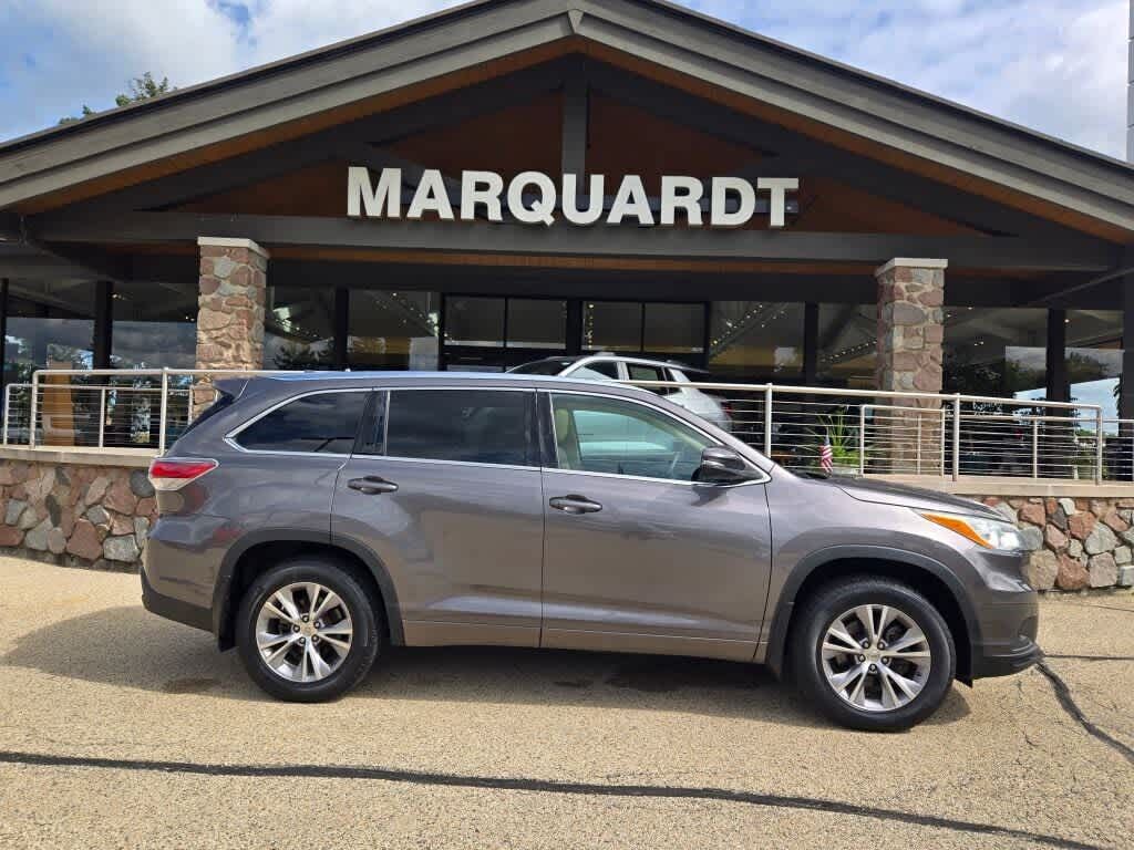 2014 TOYOTA Highlander