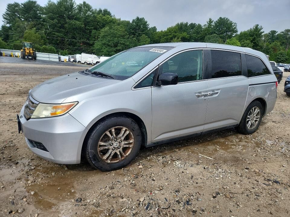 2011 HONDA Odyssey