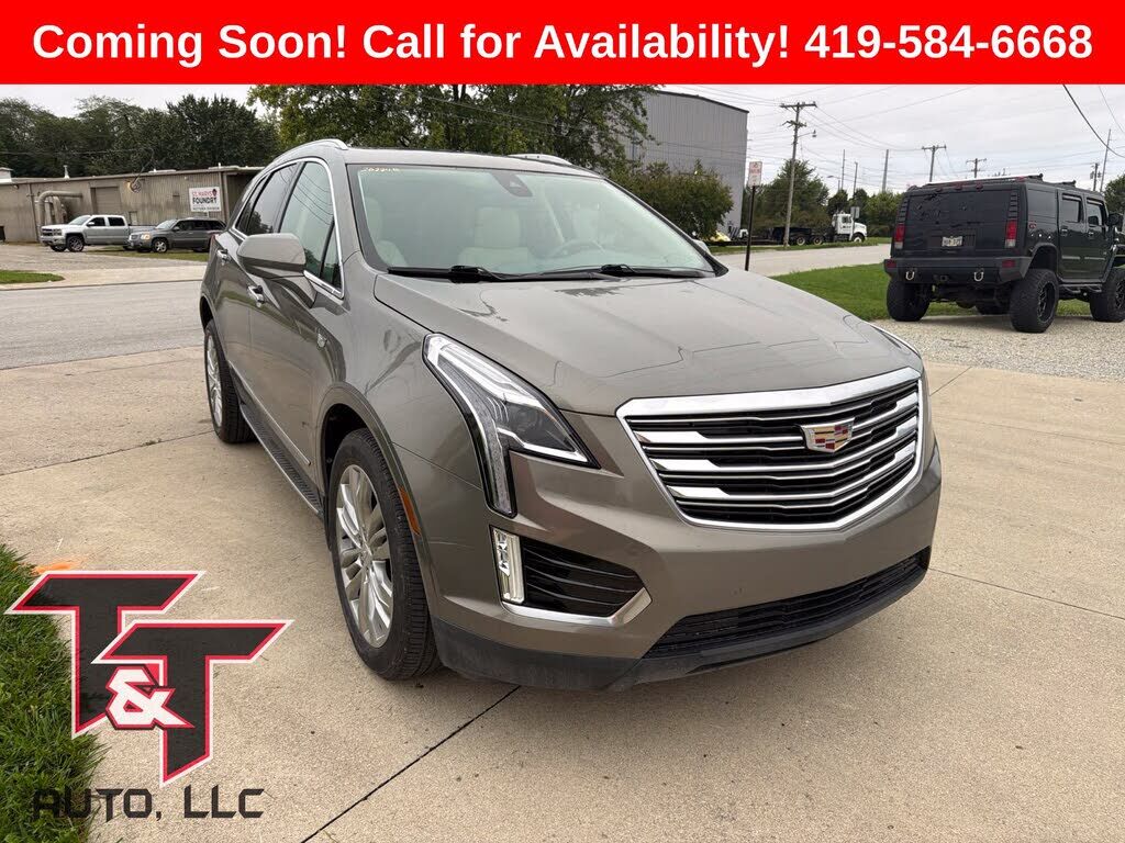 2017 CADILLAC XT5