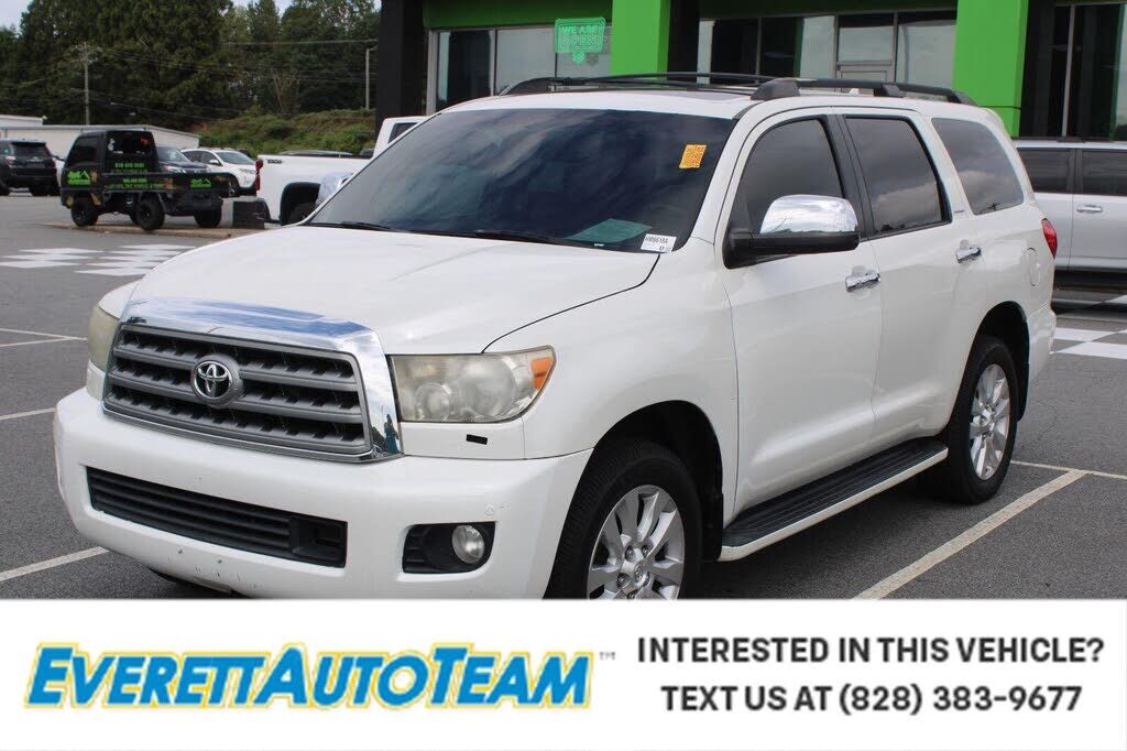 2010 TOYOTA Sequoia