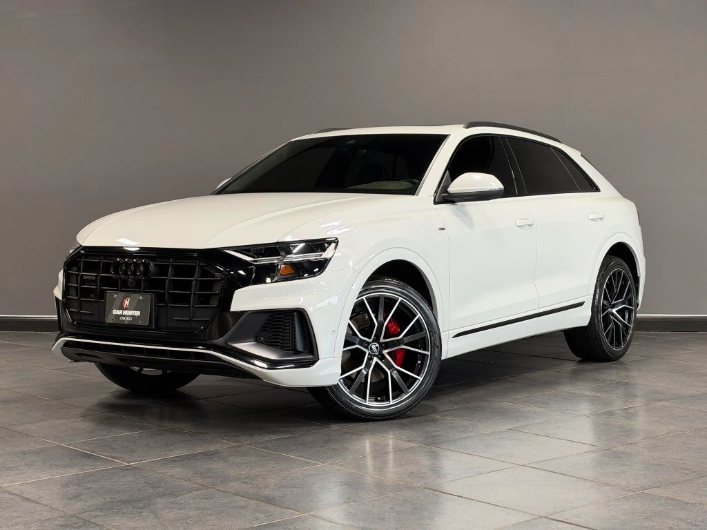 2021 AUDI Q8