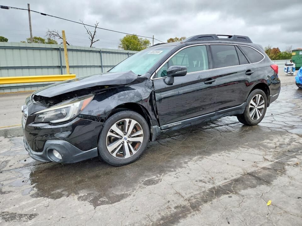2018 SUBARU Outback