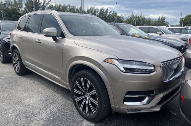 2024 VOLVO XC90