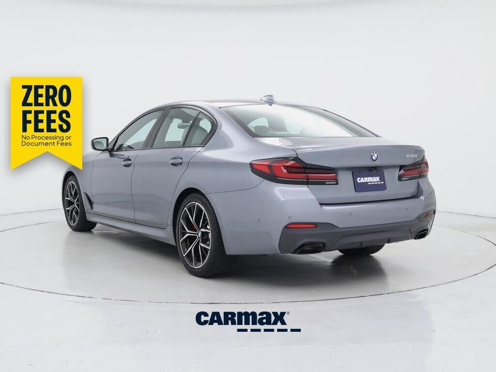 2022 BMW 530i