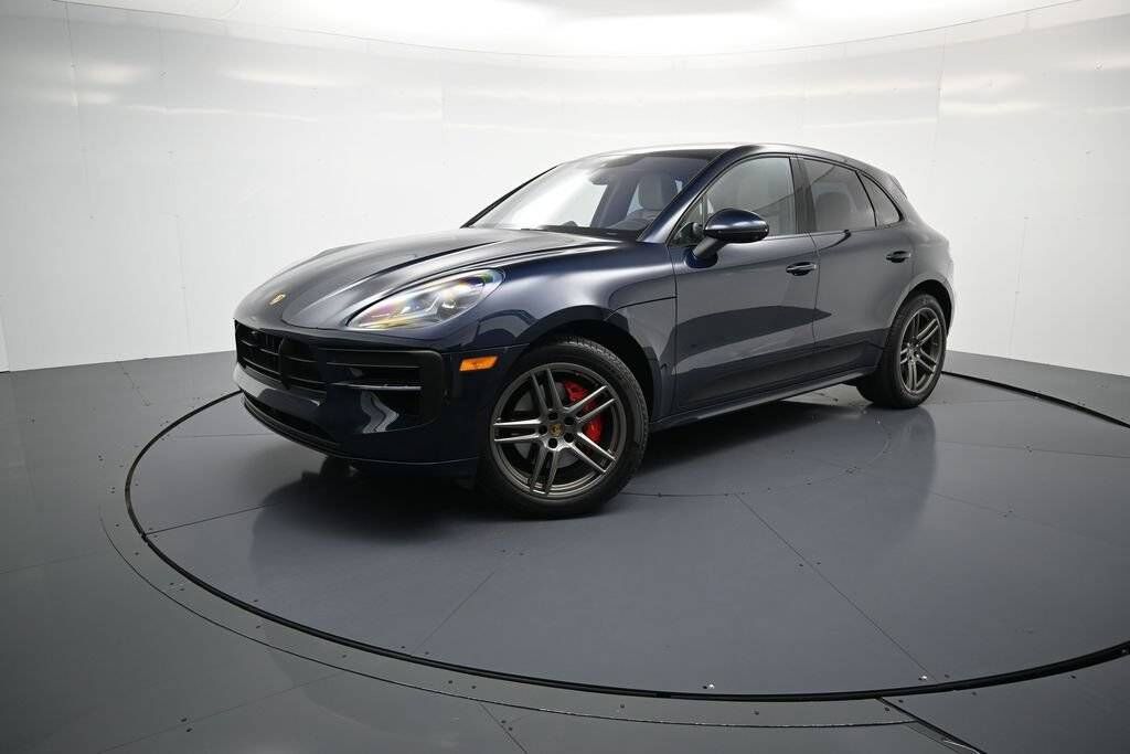 2020 PORSCHE Macan