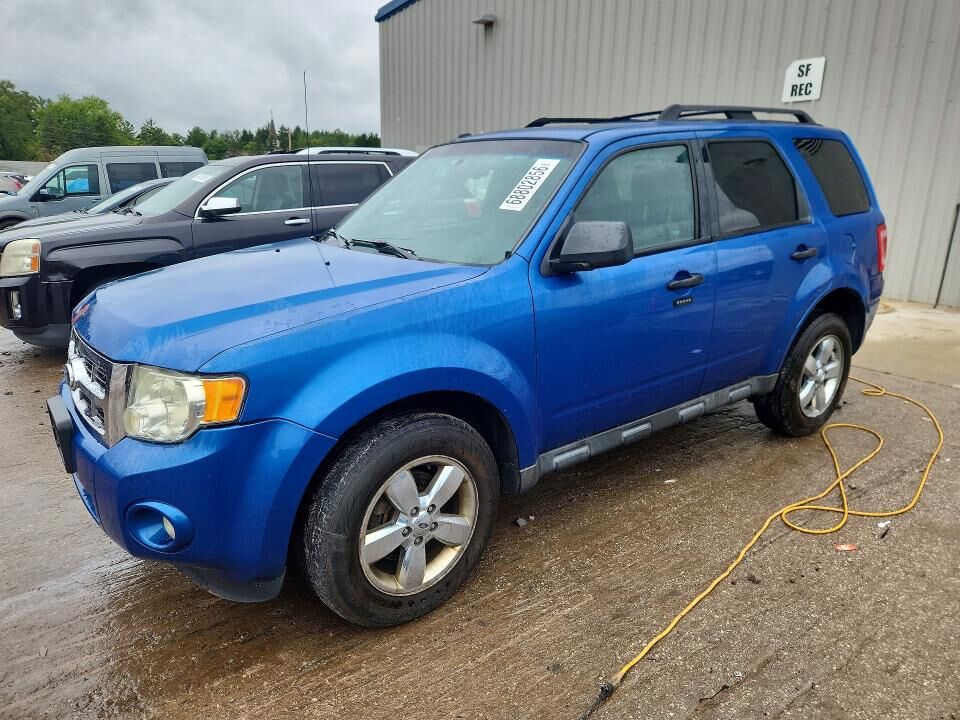 2011 FORD Escape