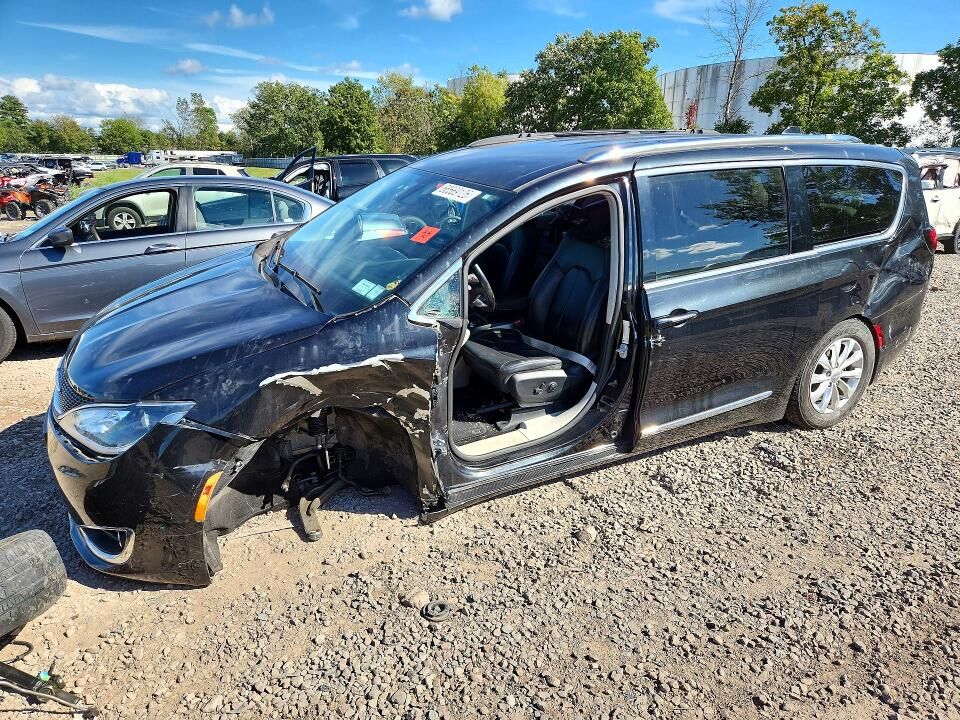 2018 CHRYSLER Pacifica