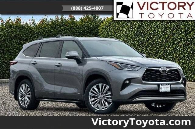 2026 TOYOTA Highlander