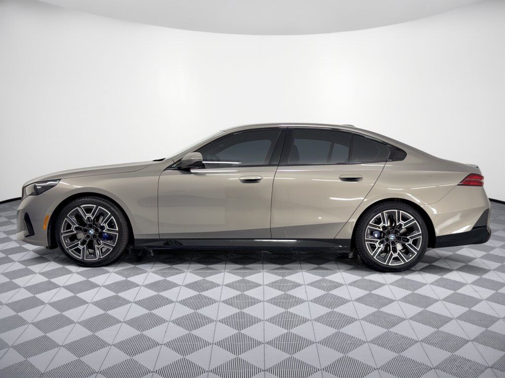 2024 BMW 530i