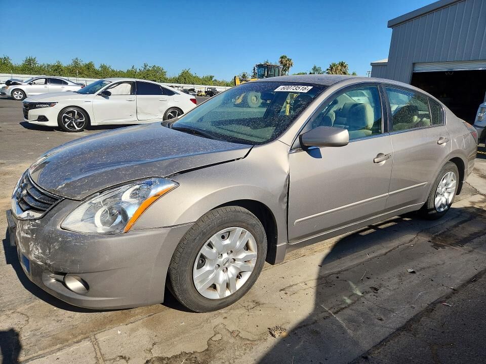 2012 NISSAN Altima