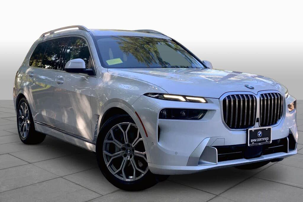 2025 BMW X7