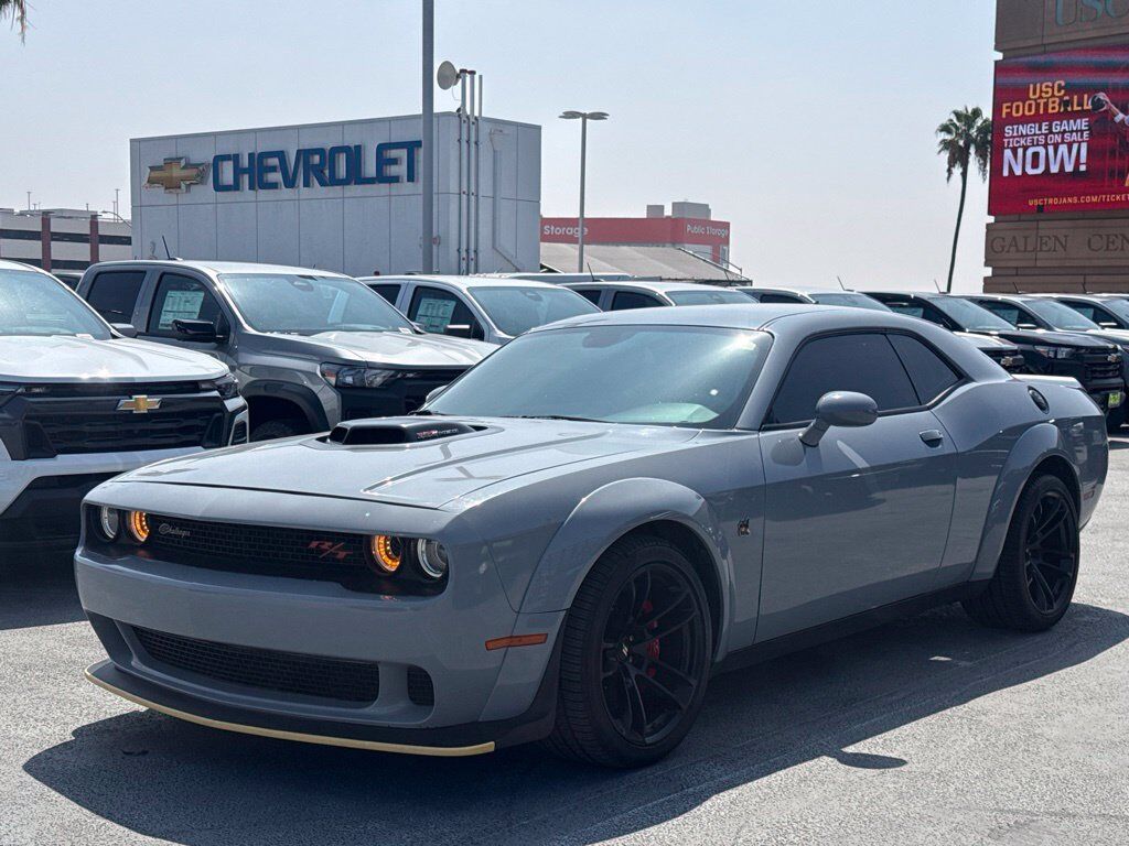 2021 DODGE Challenger
