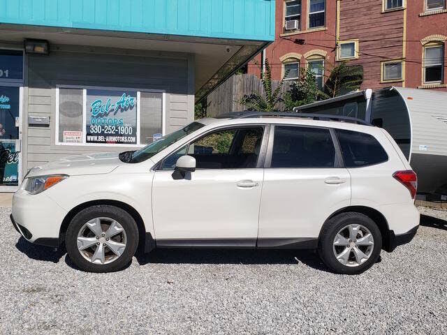 2015 SUBARU Forester