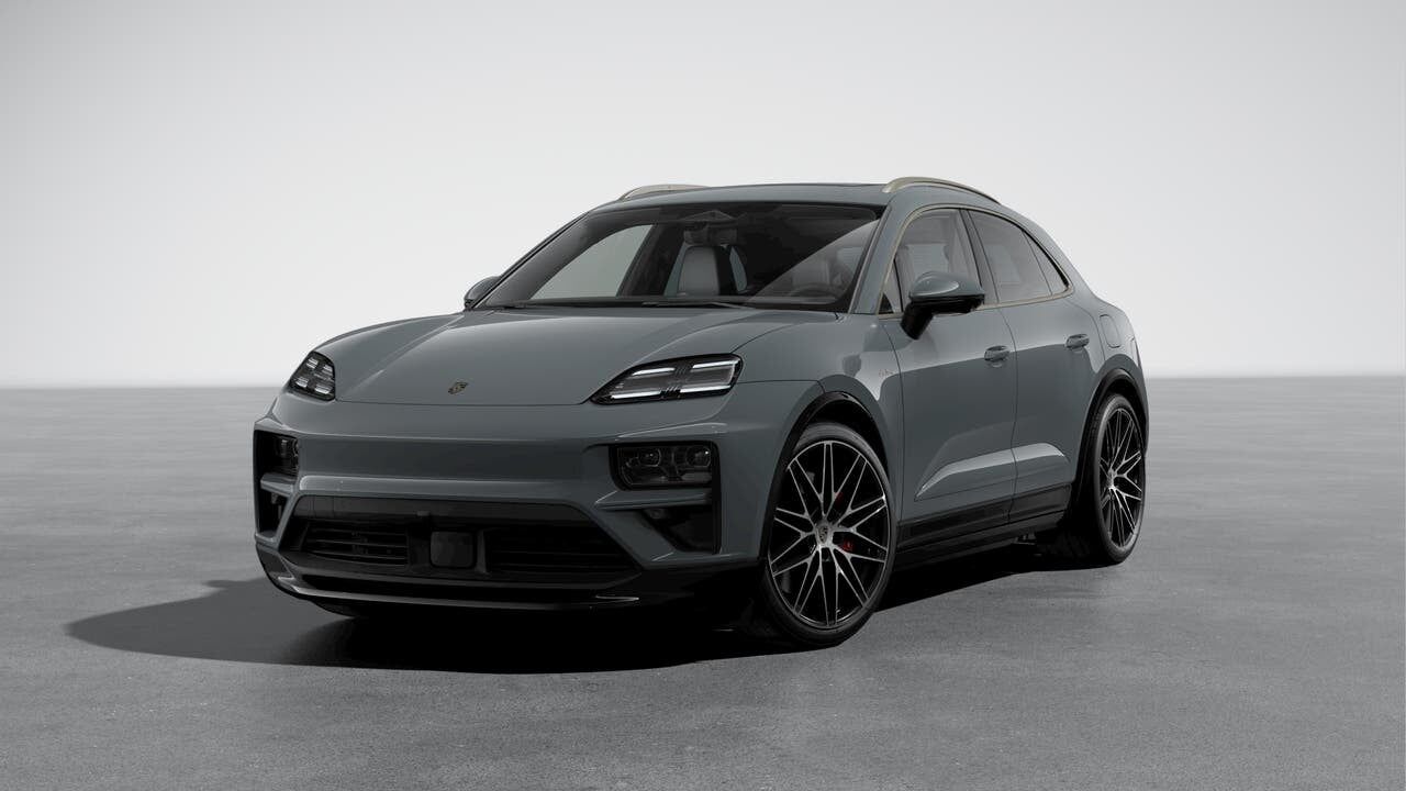 2026 PORSCHE Macan