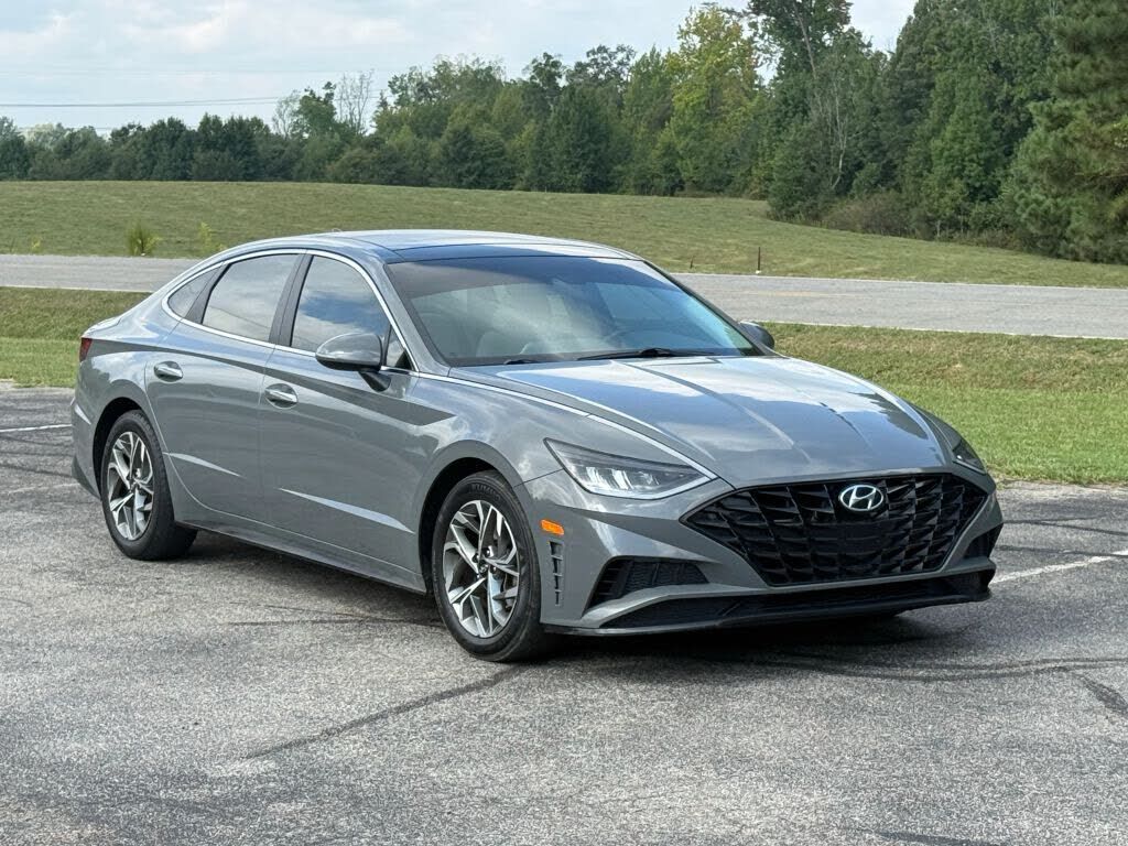 2022 HYUNDAI Sonata