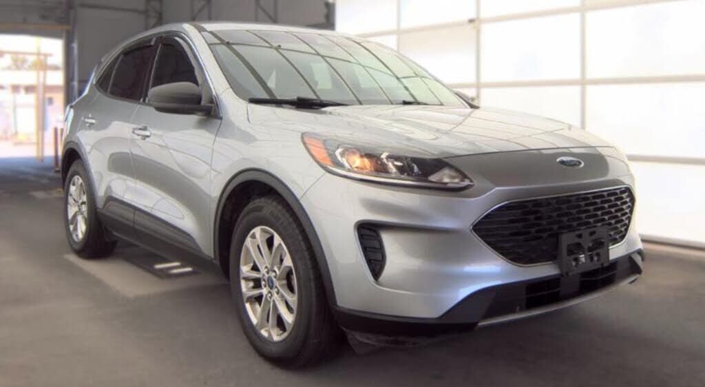 2022 FORD Escape