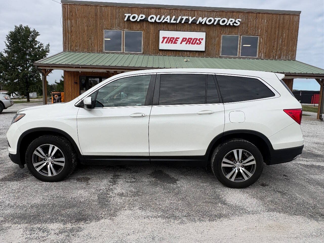 2017 HONDA Pilot