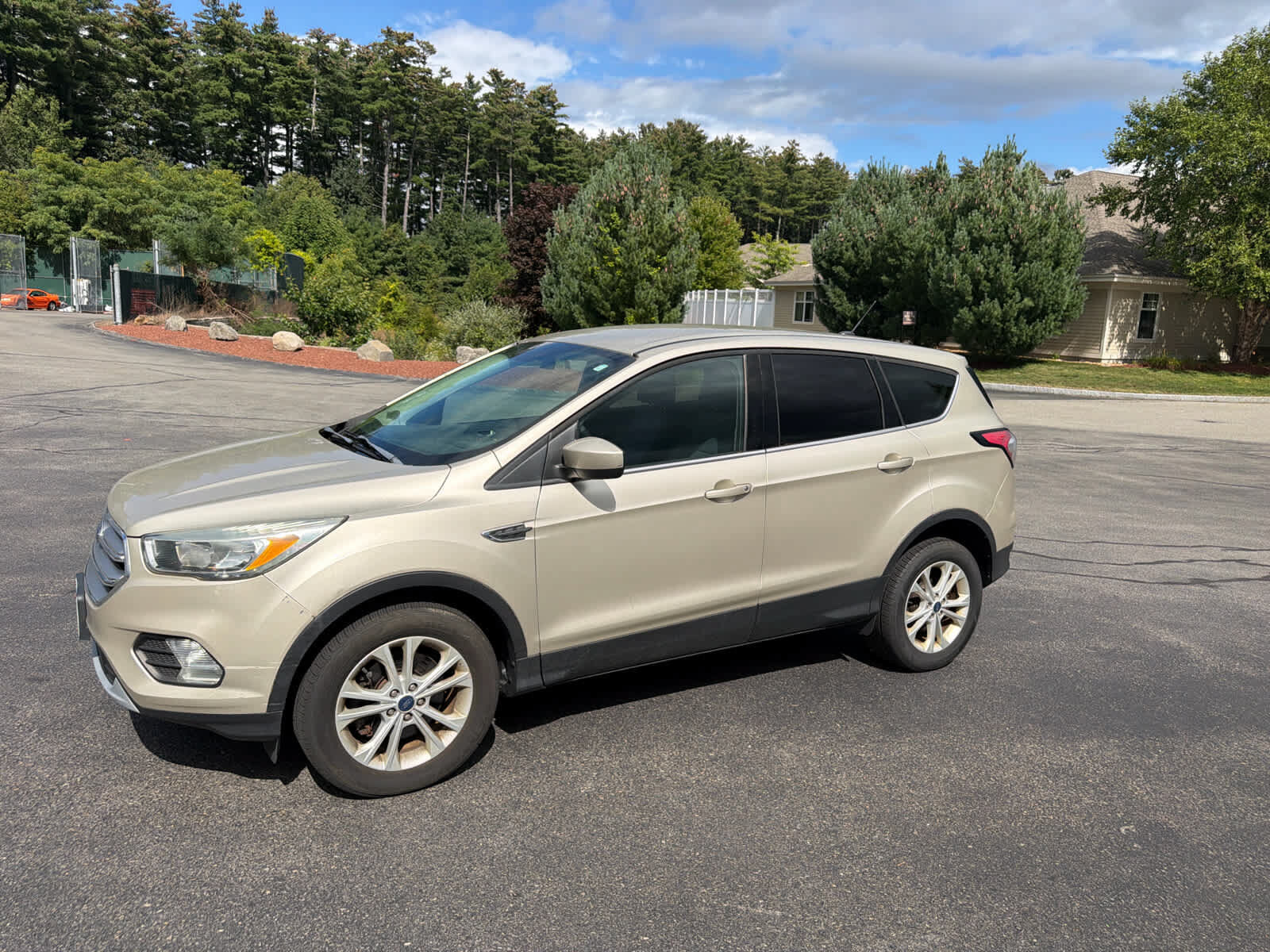 2017 FORD Escape