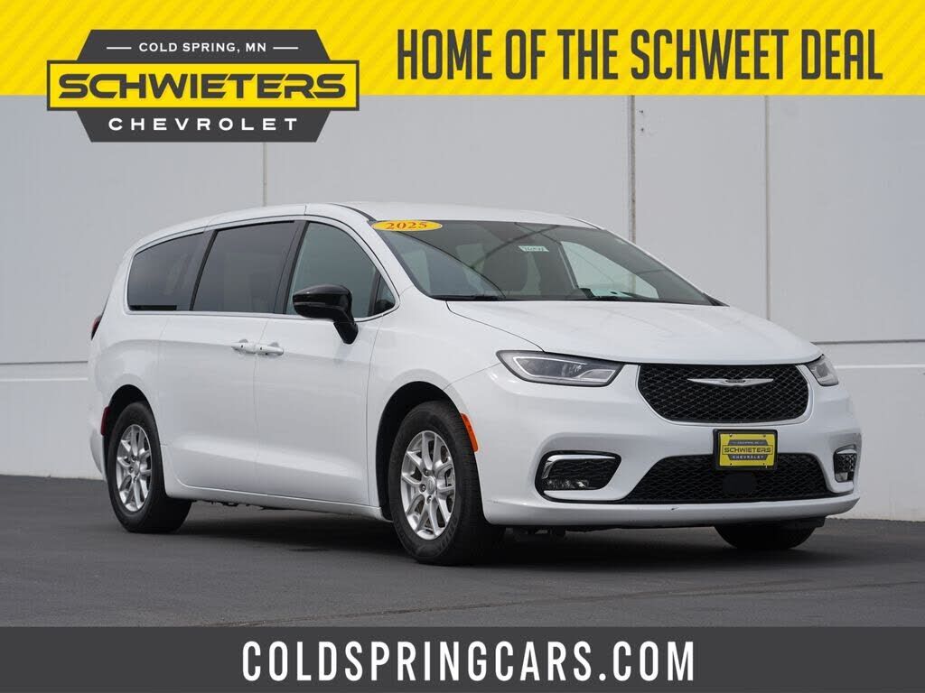 2025 CHRYSLER Pacifica