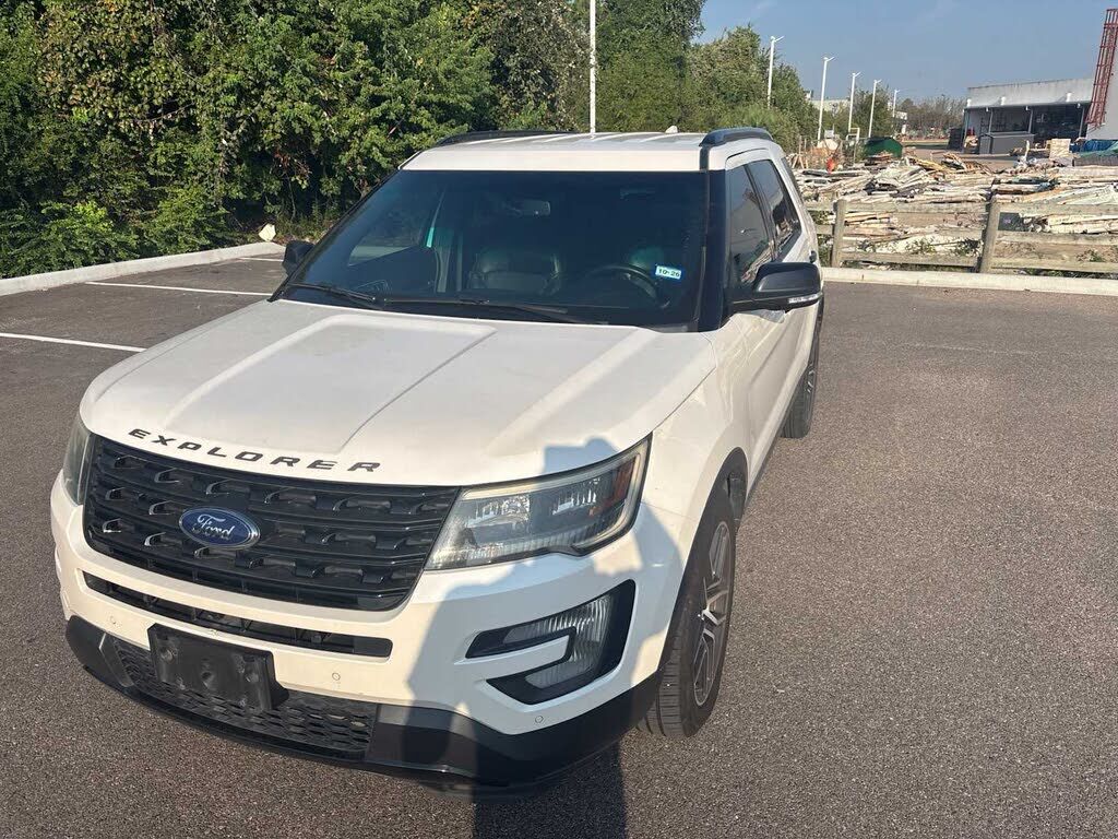 2016 FORD Explorer