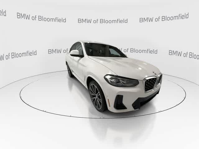 2022 BMW X4