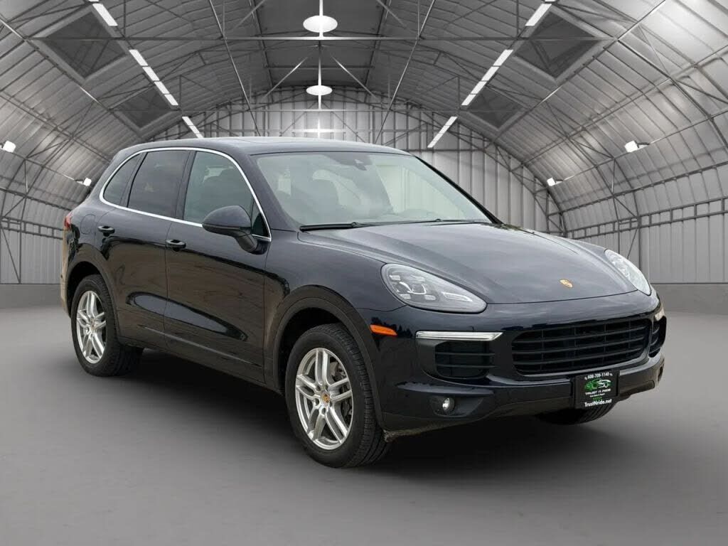 2016 PORSCHE Cayenne