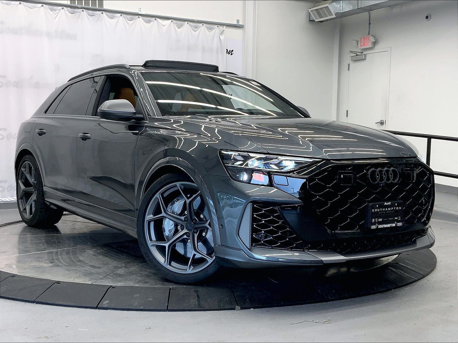 2026 AUDI RS Q8