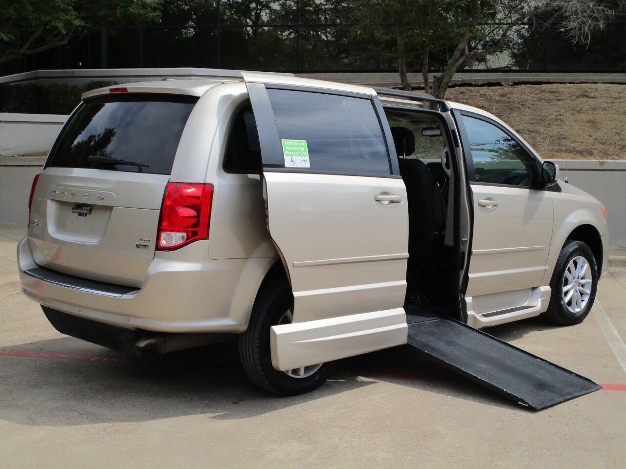 2015 DODGE Grand Caravan