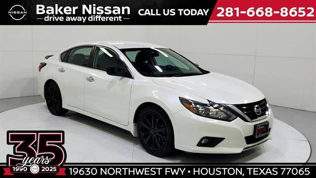 2017 NISSAN Altima