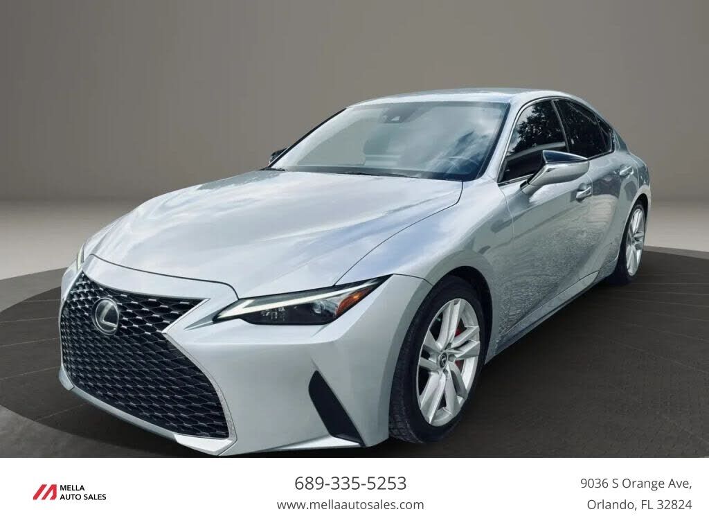2021 LEXUS IS