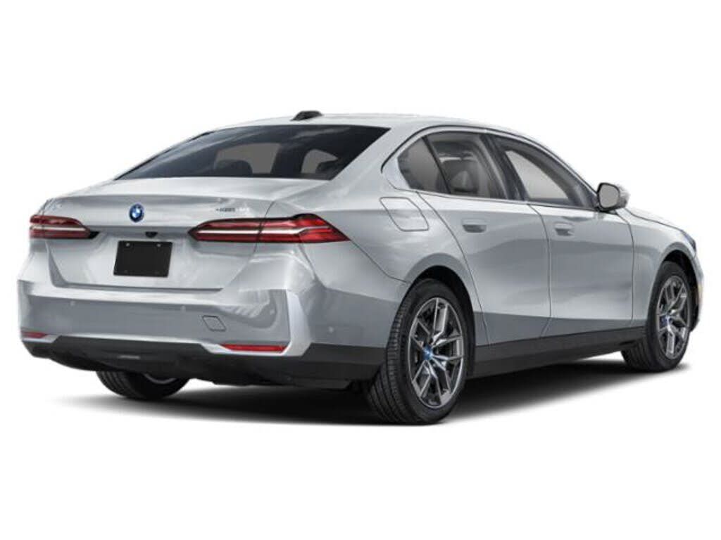 2026 BMW i5