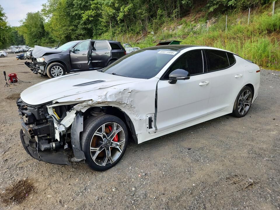 2019 KIA Stinger