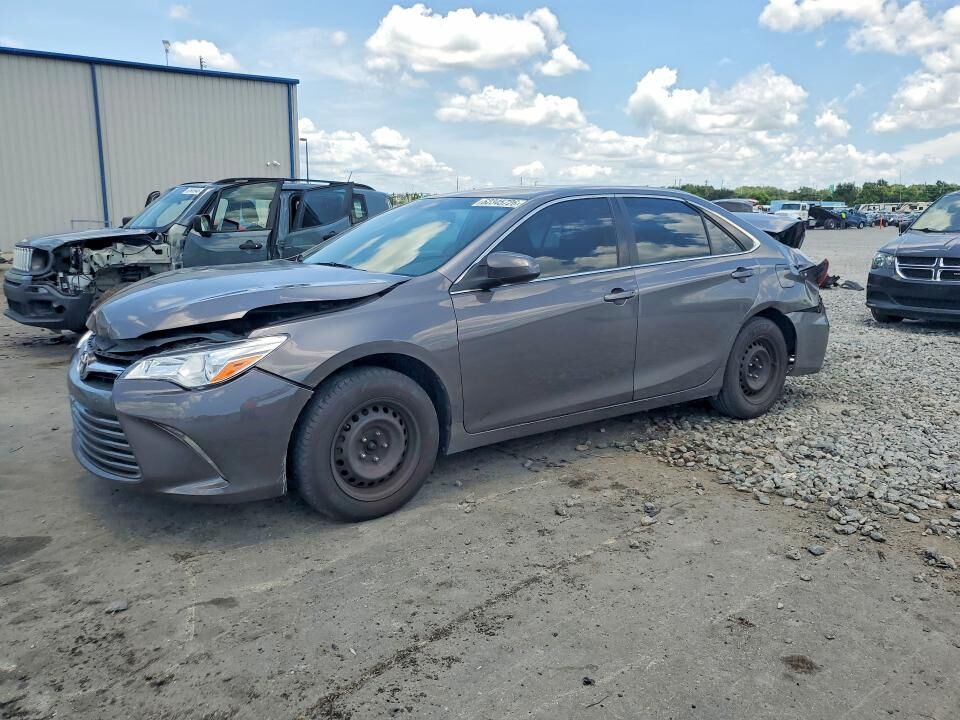 2017 TOYOTA Camry