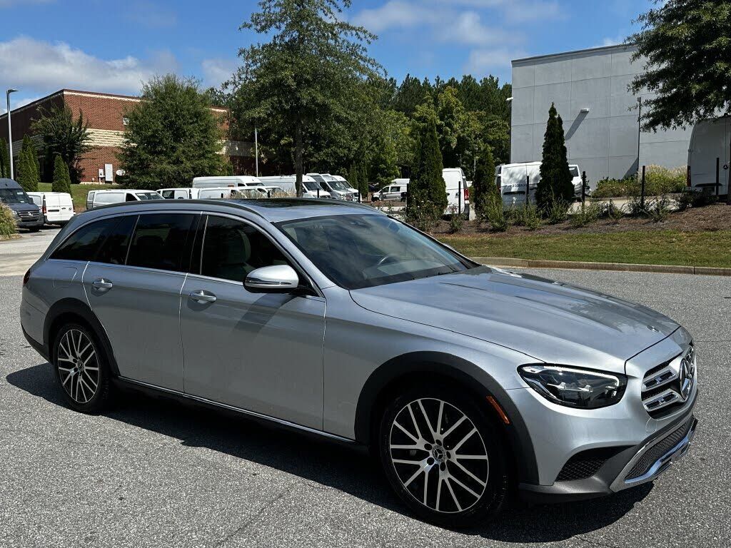 2023 MERCEDES-BENZ E-Class