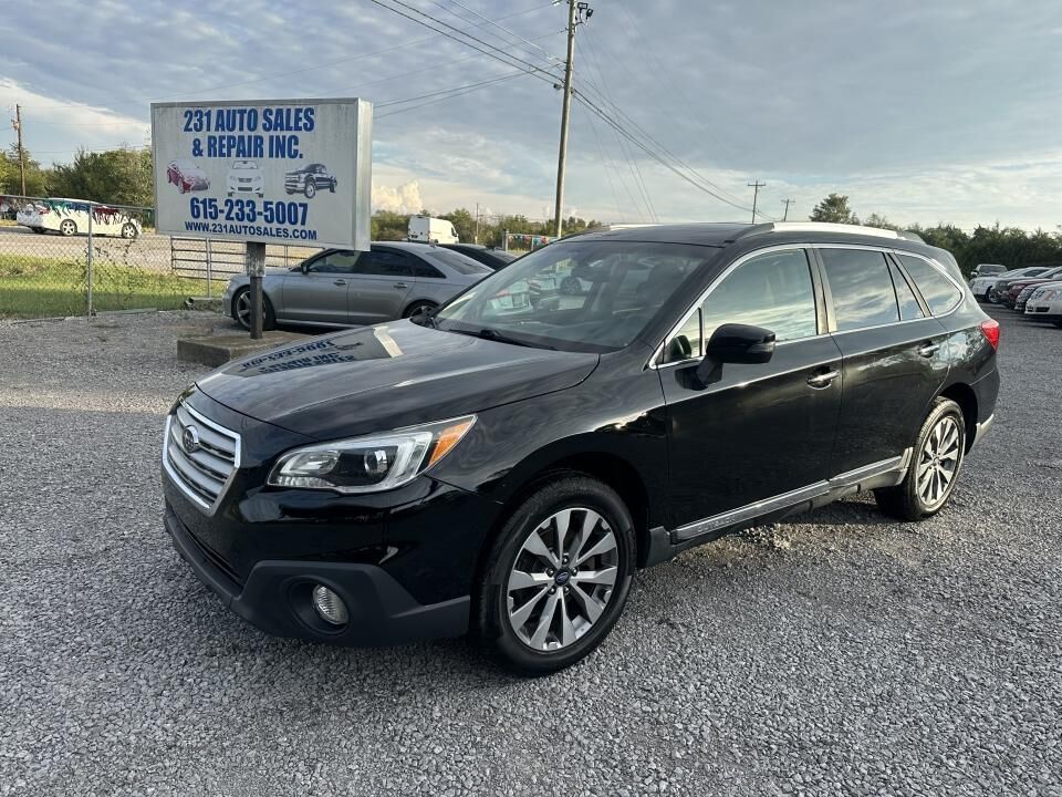 2017 SUBARU Outback