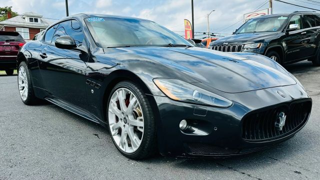 2012 MASERATI Granturismo