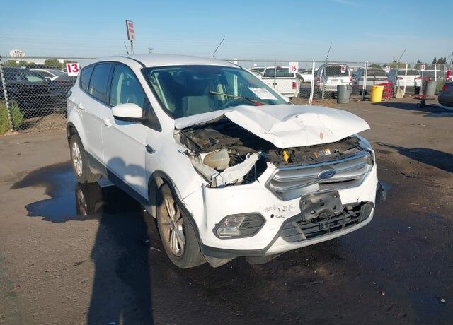 2017 FORD Escape