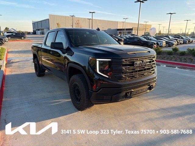 2024 GMC Sierra