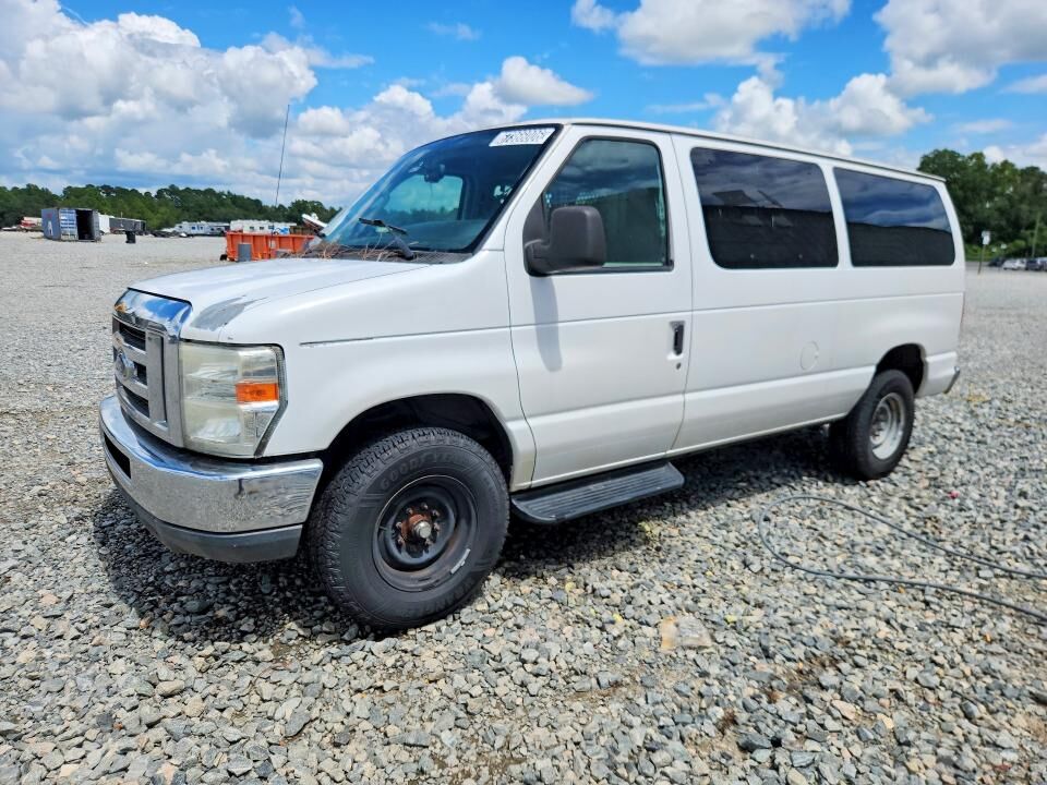 2013 FORD E-350