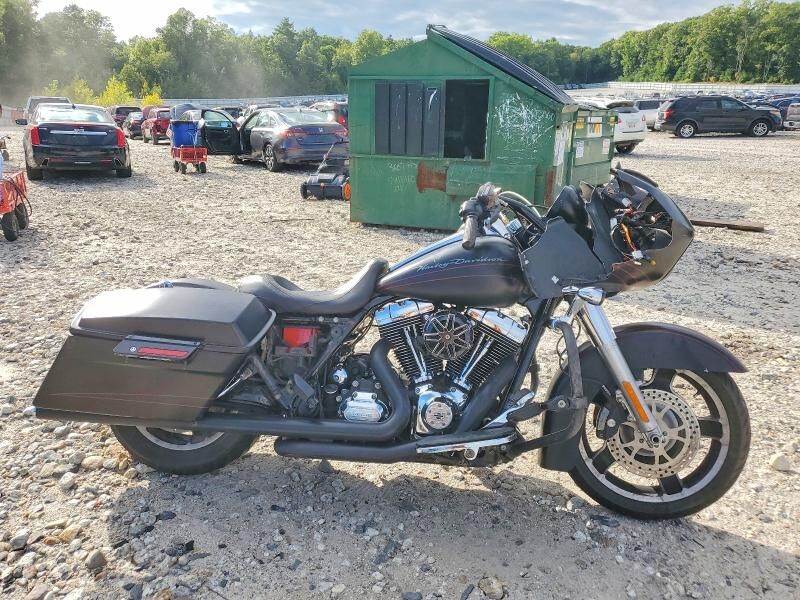 2013 HARLEY DAVIDSON Road Glide Custom